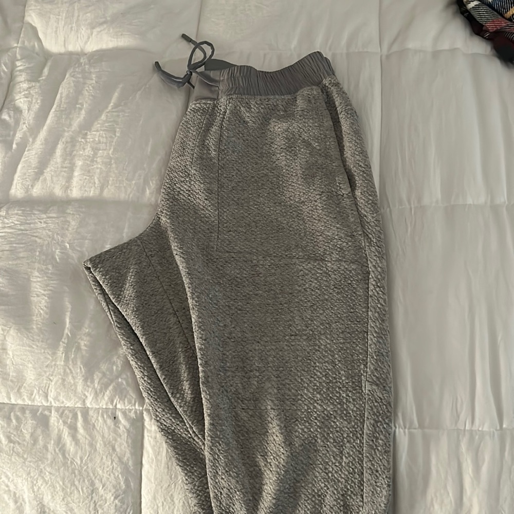 Lululemon at-ease joggers gray (size medium) lightly used